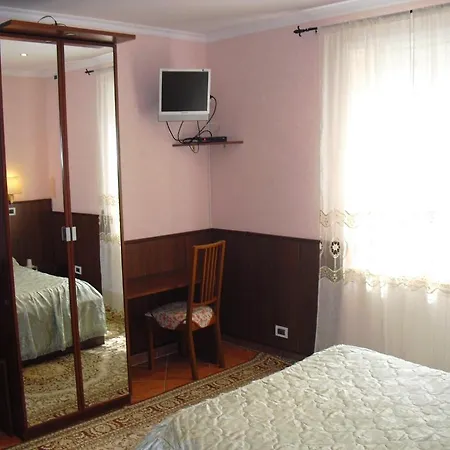 Asian Rest House B&B 로마