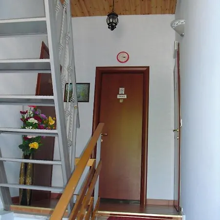 Asian Rest House B&B