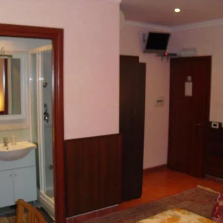 Asian Rest House 3* Рим