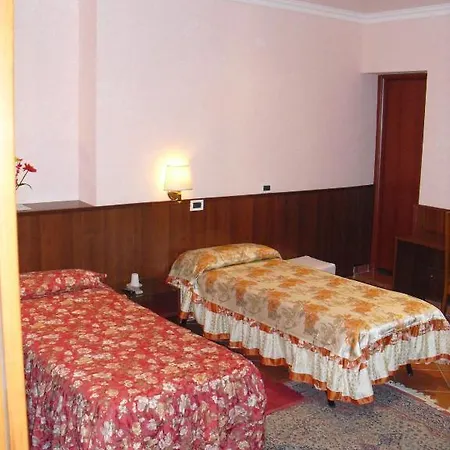 Asian Rest House Отель